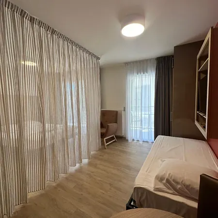 One Fréjus