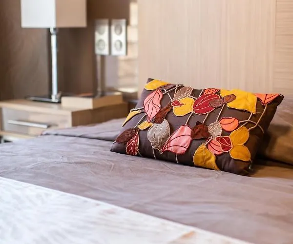 Zenao アパートホテル Fréjus